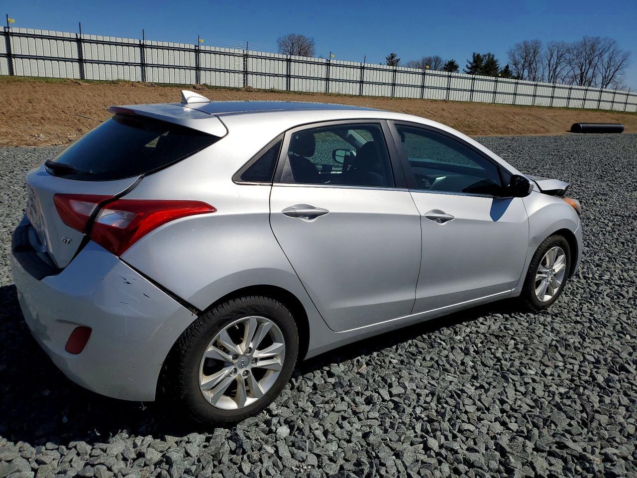 2013 Hyundai Elantra Gt Base - Фото 3
