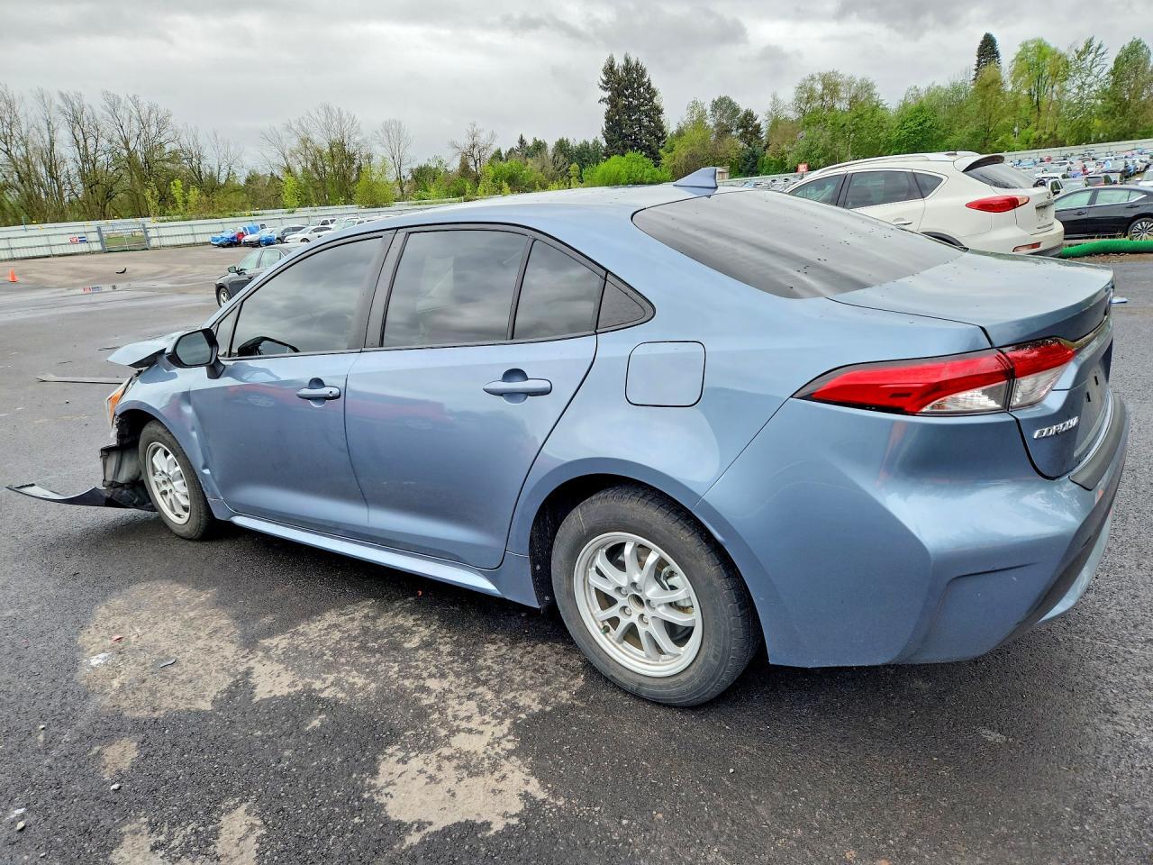 2021 Toyota Corolla Le - Image 2