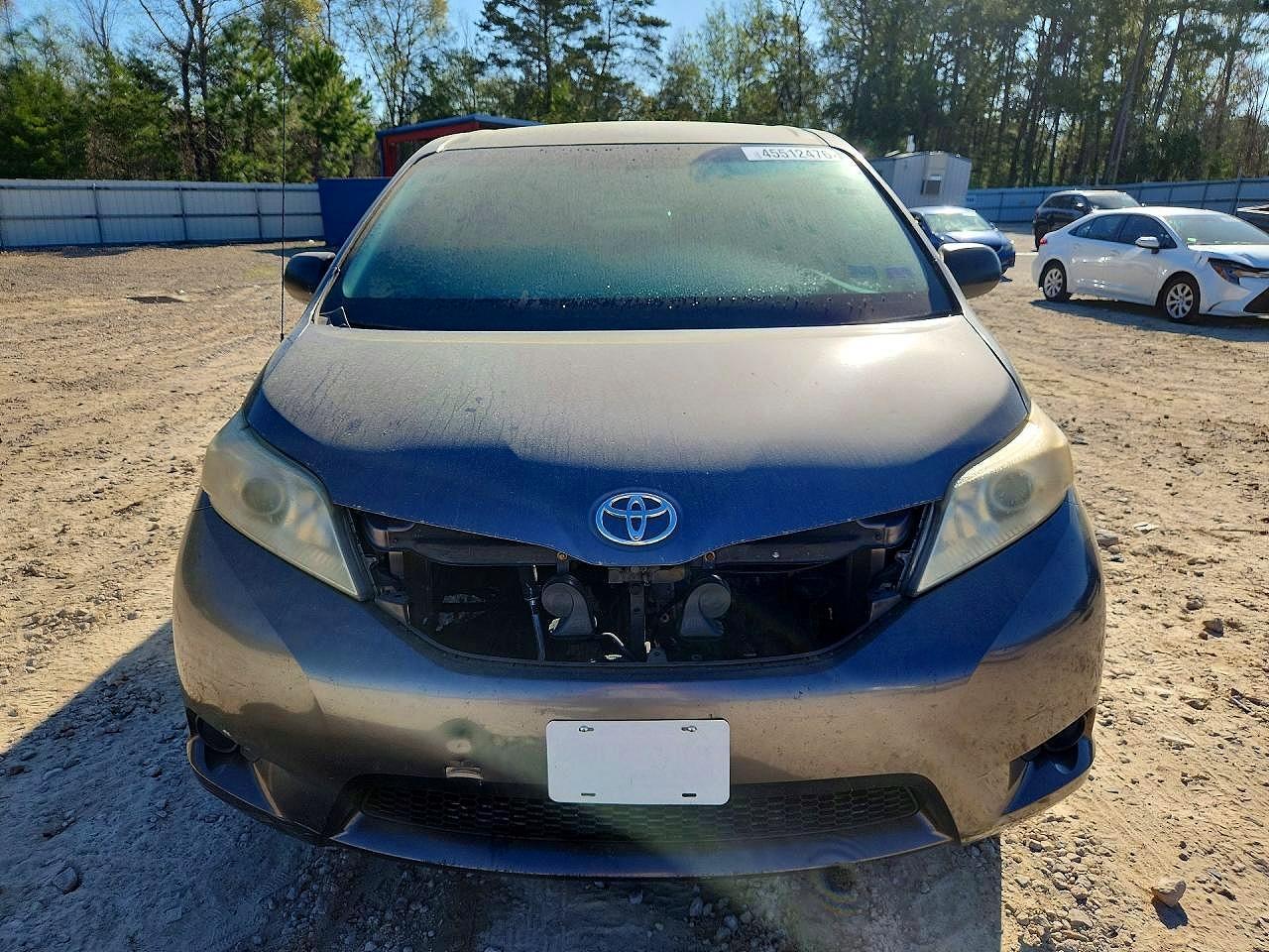 2011 Toyota Sienna Base - Image 5