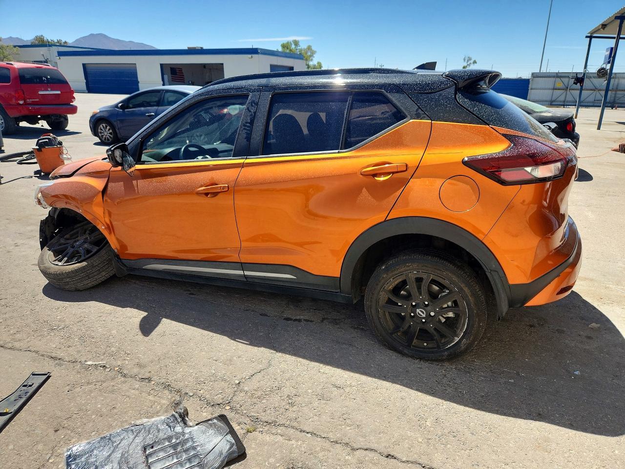 2022 Nissan Kicks Sr - Фото 2
