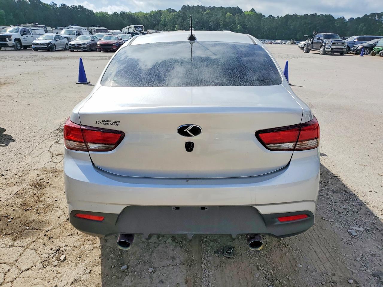 2020 Kia Rio S - Фото 6