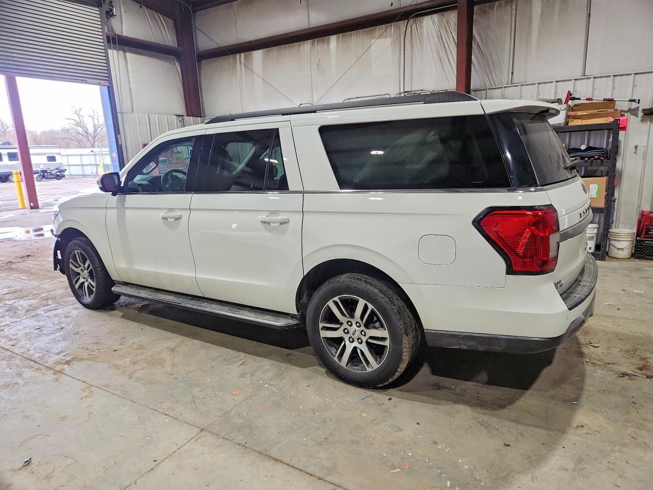2022 Ford Expedition Max Xlt - Фото 2
