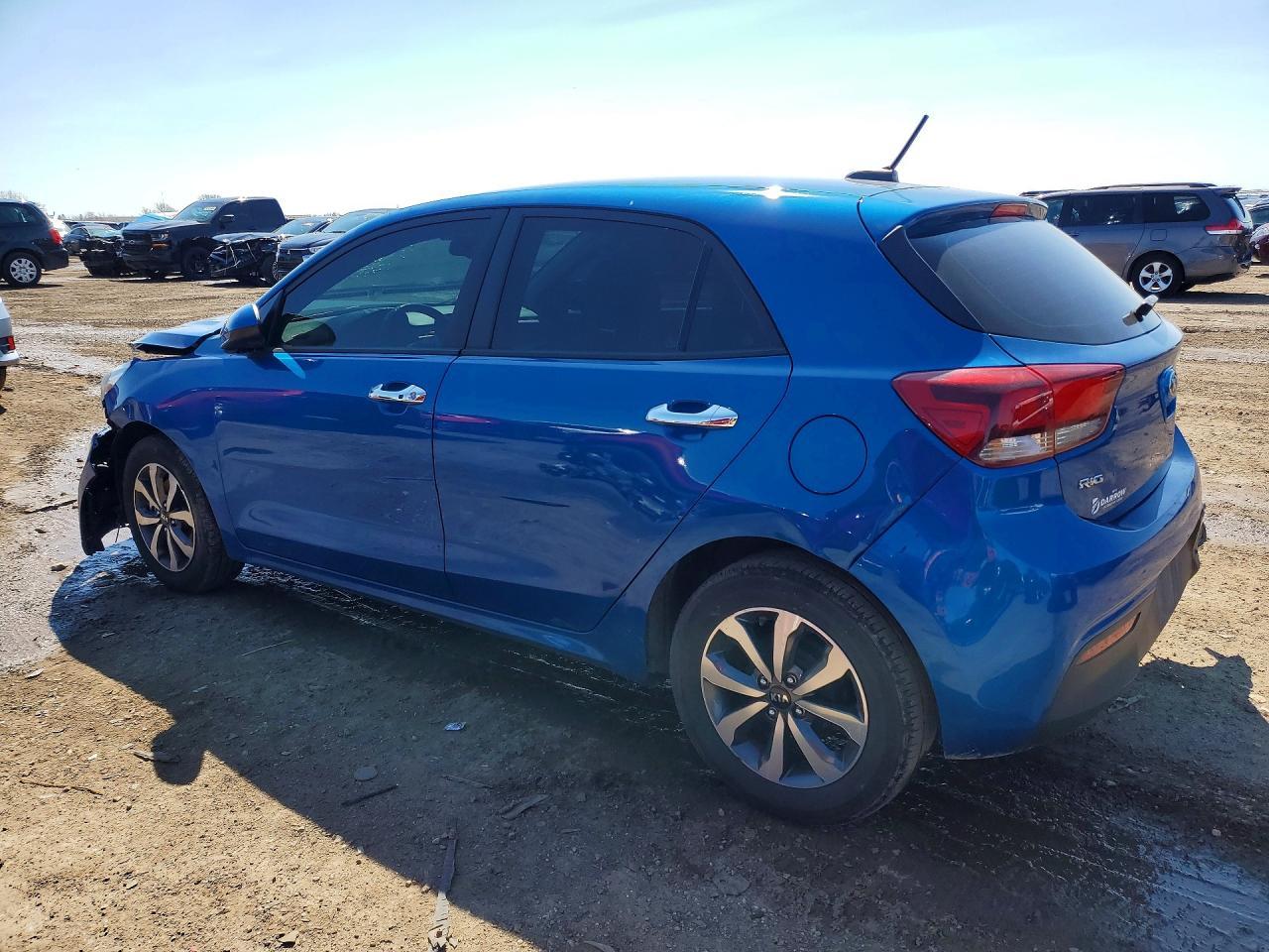 2021 Kia Rio 5-Door S - Фото 2