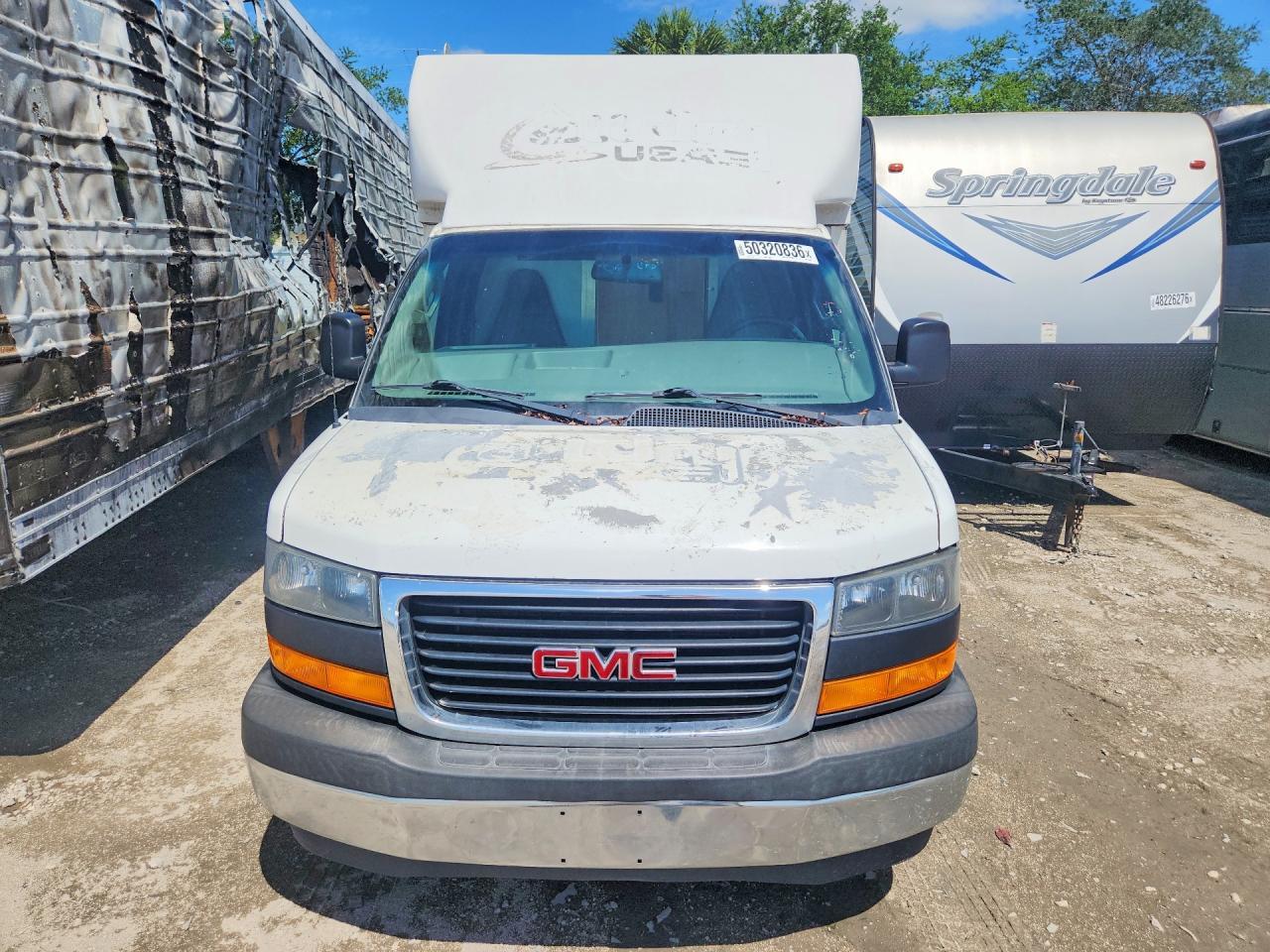 2018 GMC Savana Delivery Van - Image 5