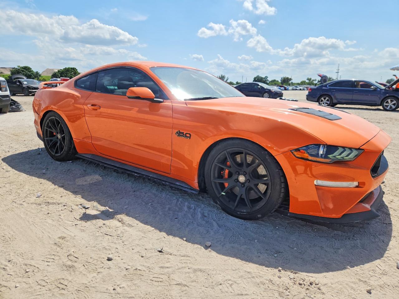 2020 Ford Mustang Gt - Фото 4