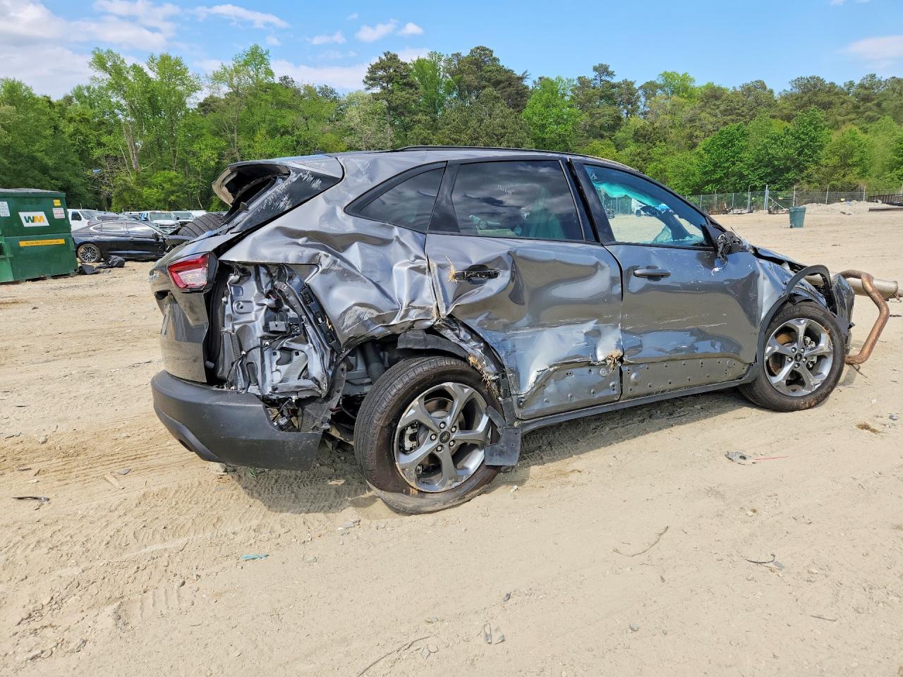 2025 Ford Escape St Line - Image 3