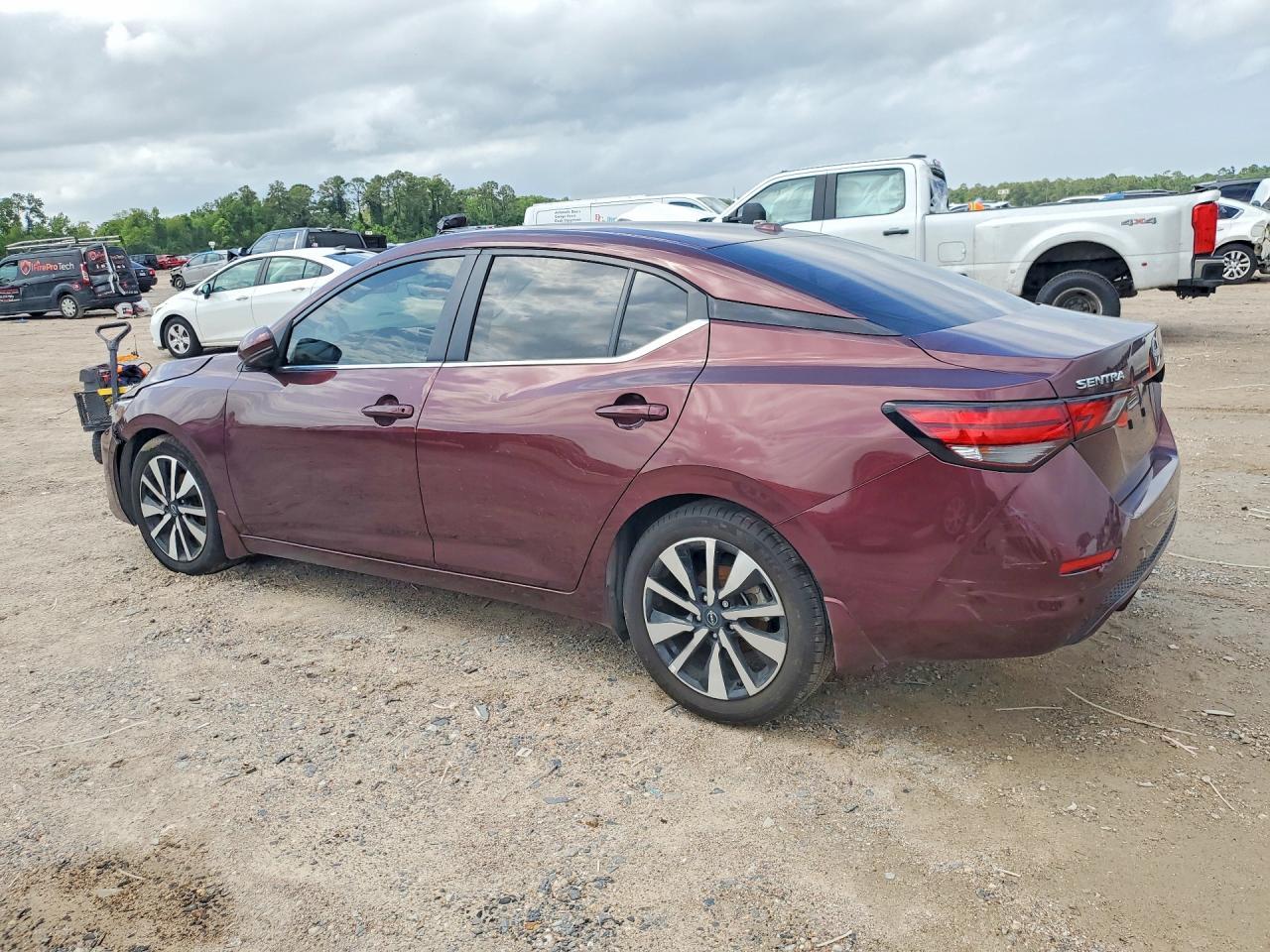 2025 Nissan Sentra Sv - Фото 2