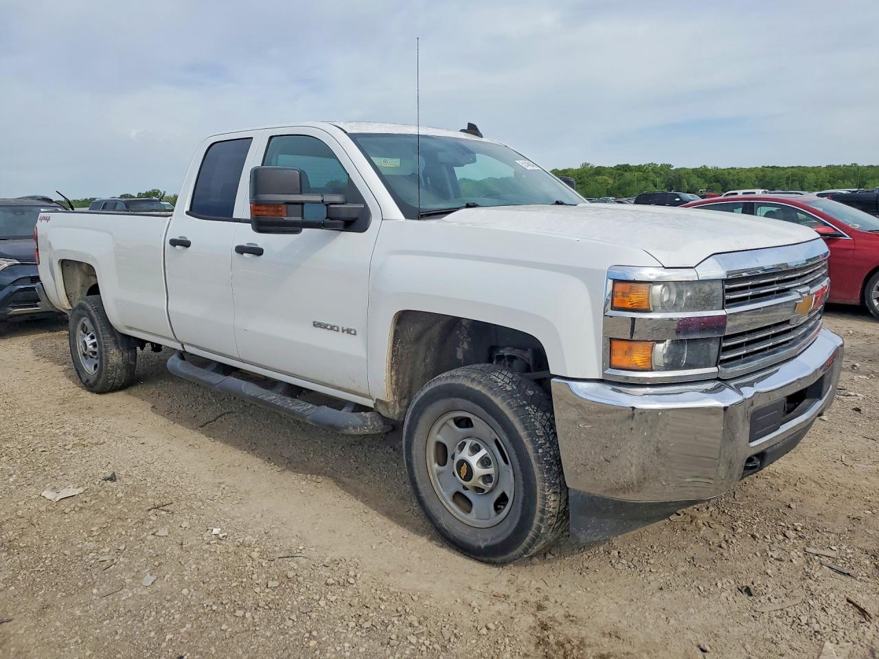 2015 Chevrolet Silverado K2500 Heavy Duty - Фото 4