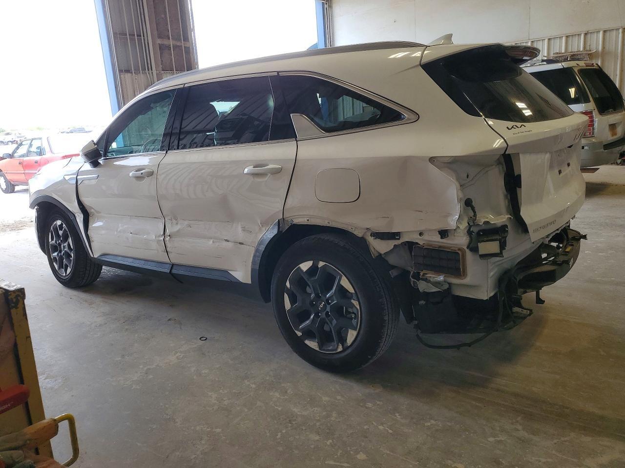 2025 Kia Sorento S - Фото 2