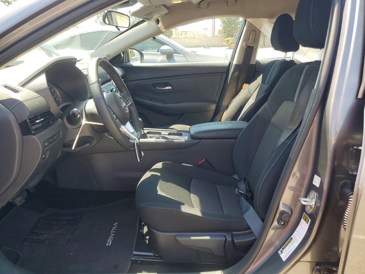 2025 Nissan Sentra Sv - Фото 7