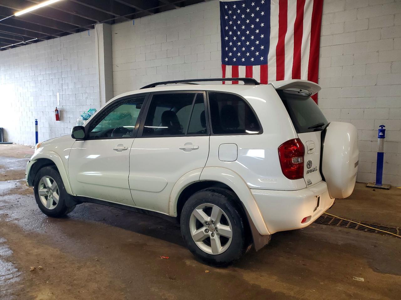 2004 Toyota Rav4 Base - Image 2