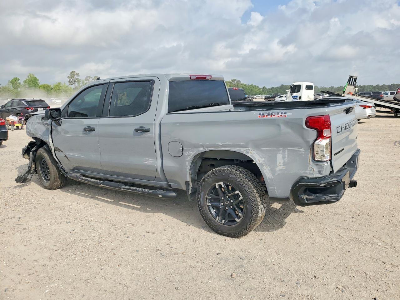 2024 Chevrolet Silverado K1500 Trail Boss Custom - Фото 2