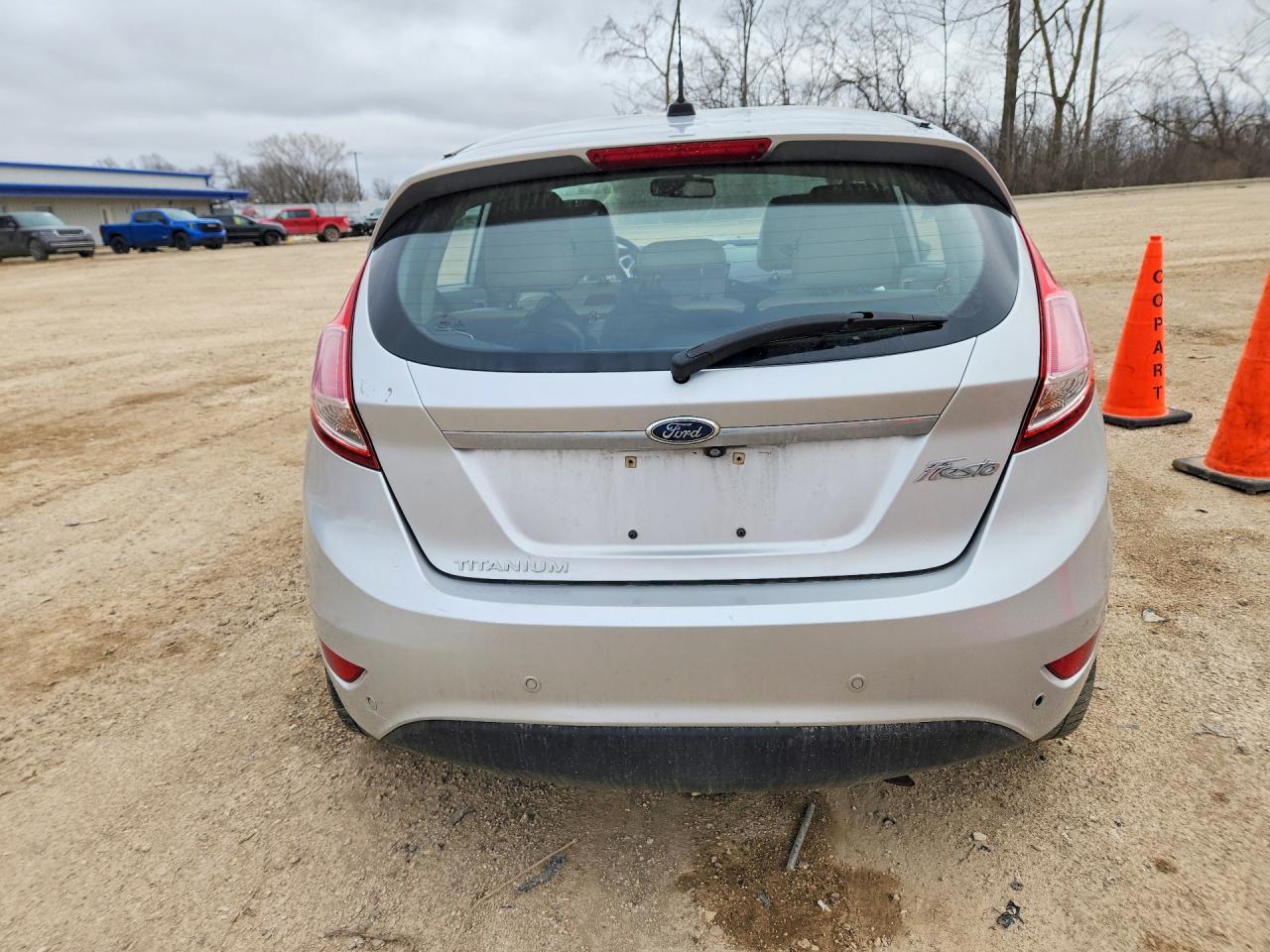 2014 Ford Fiesta Titanium - Фото 6