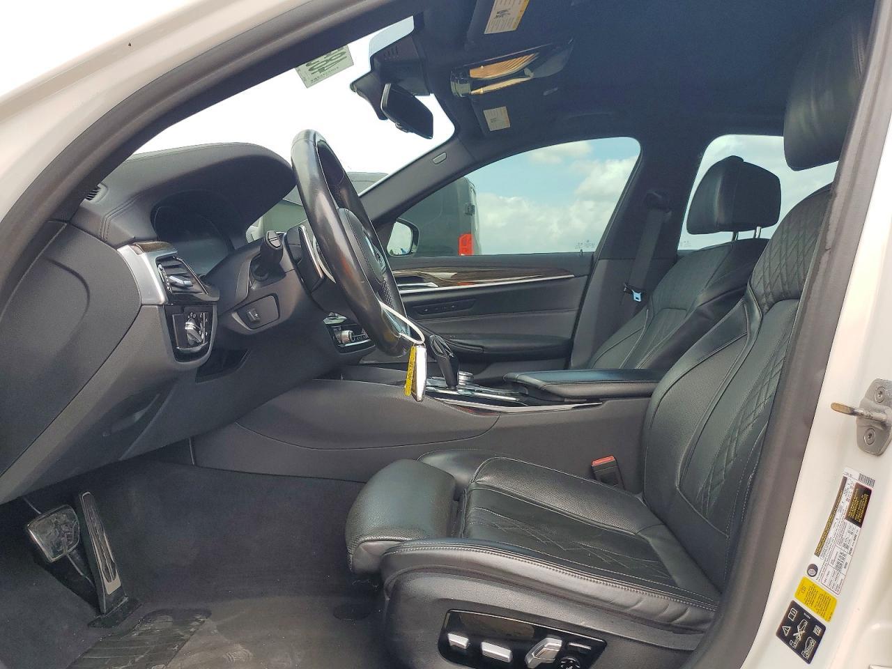 2020 BMW M550Xi - Фото 7