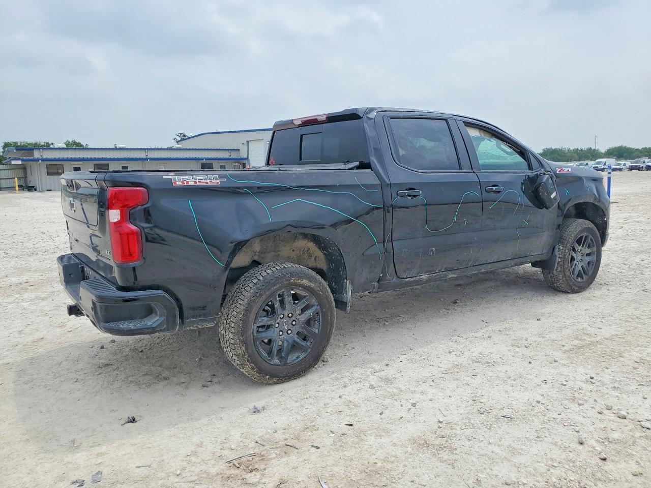 2026 Chevrolet Silverado - Image 3