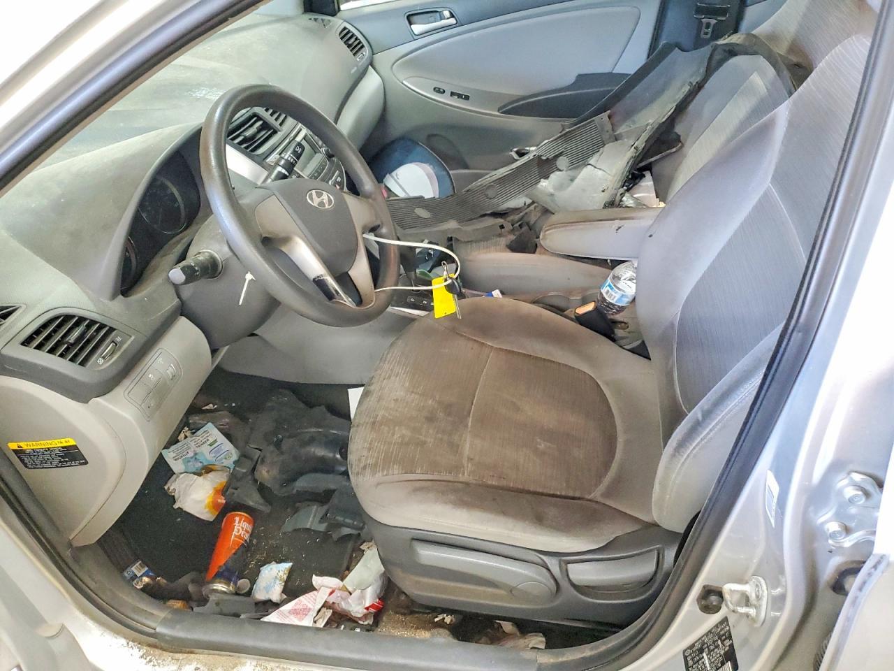 2016 Hyundai Accent Se - Image 7