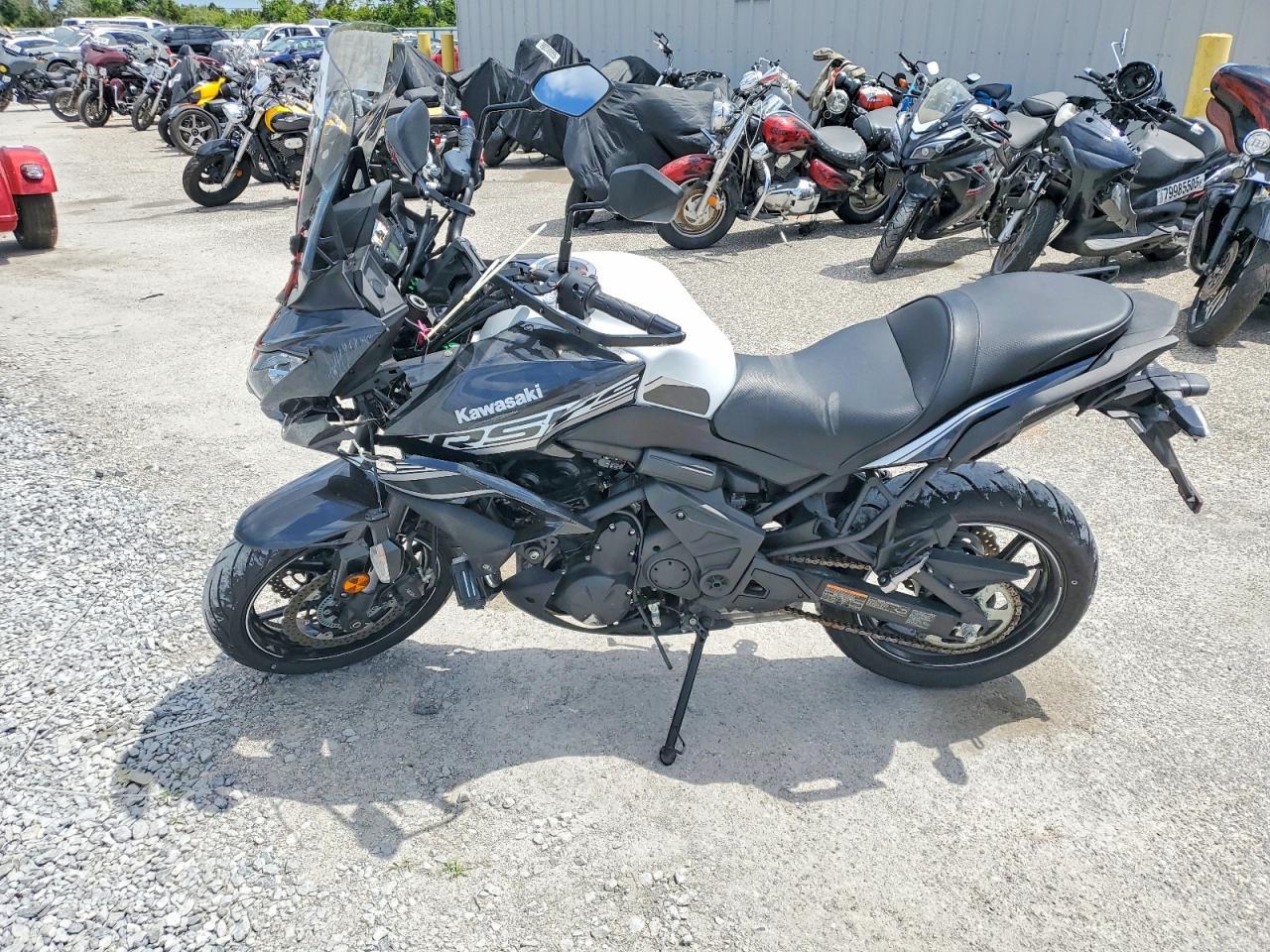 2020 Kawasaki Kle650 F - Фото 3