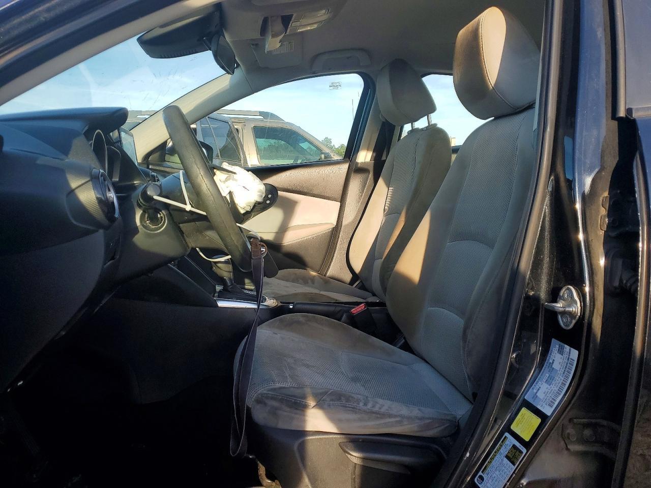 2019 Toyota Yaris Le - Фото 7