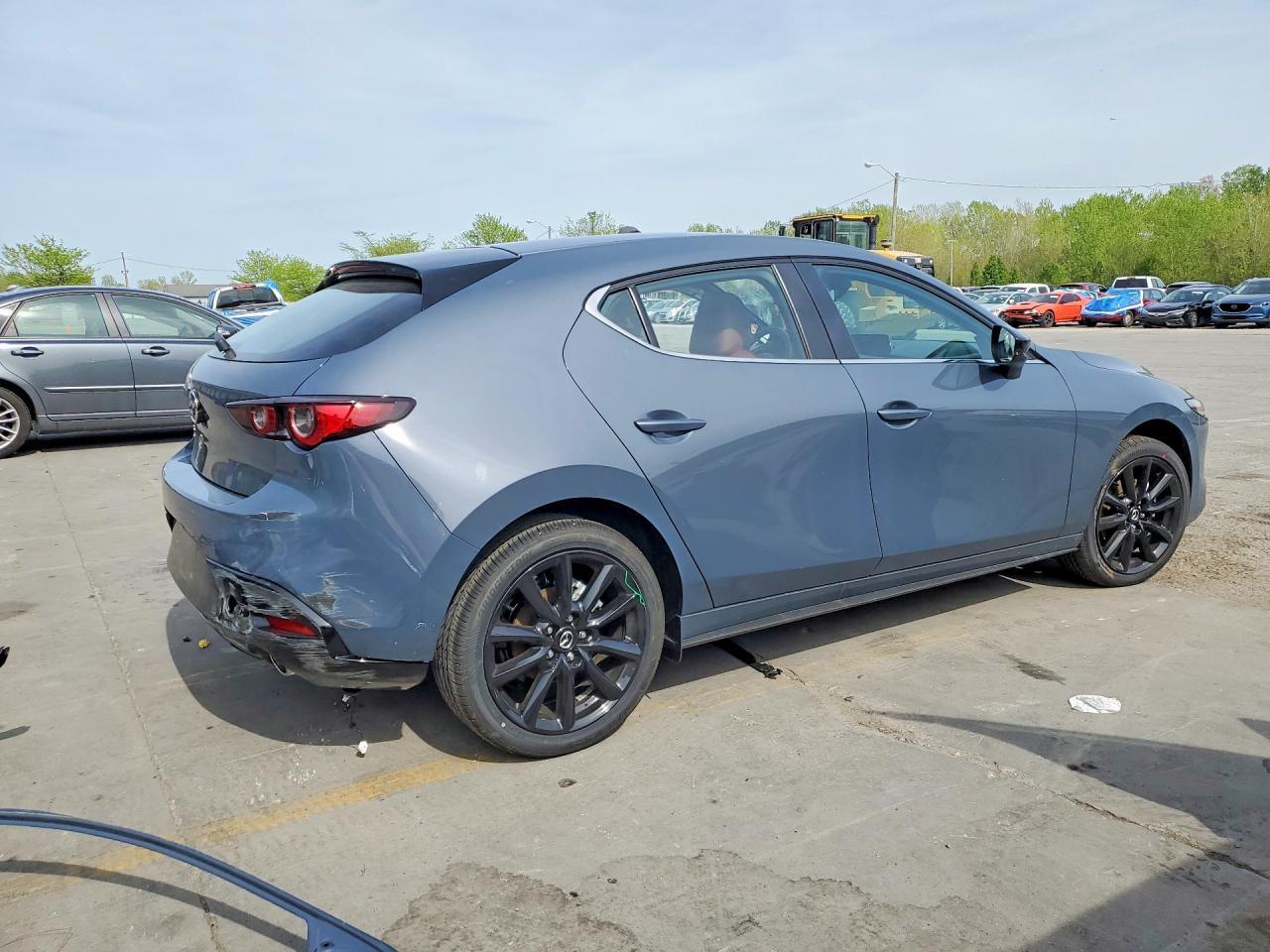 2026 Mazda 3 Preferred - Фото 3