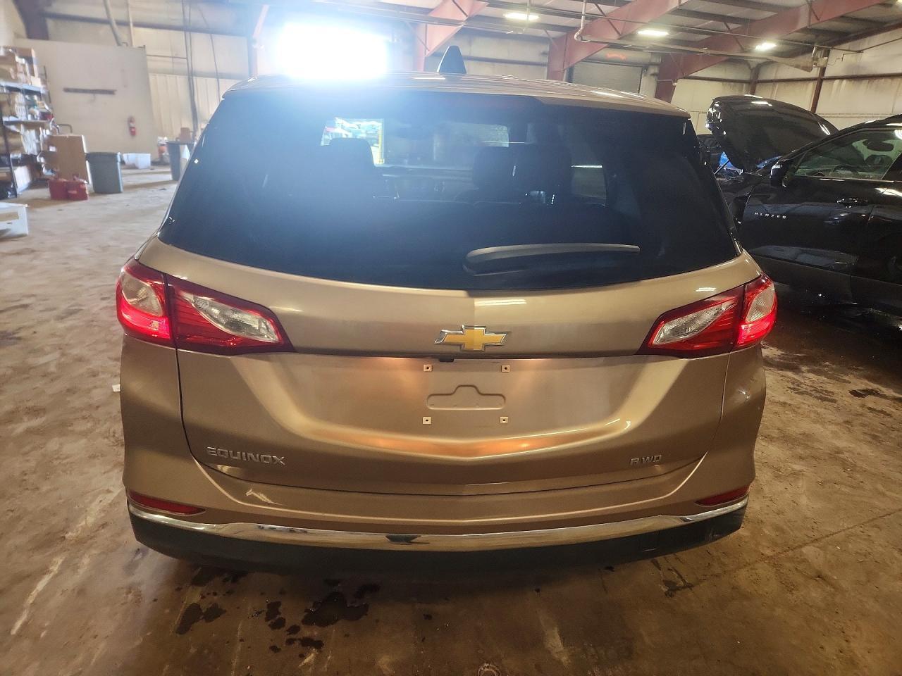 2018 Chevrolet Equinox Ls - Фото 6