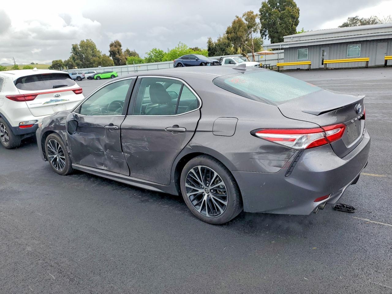 2020 Toyota Camry - Image 2