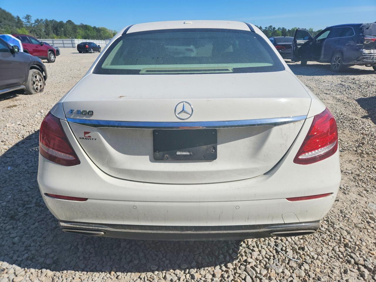 2017 Mercedes-Benz E 300 - Image 6