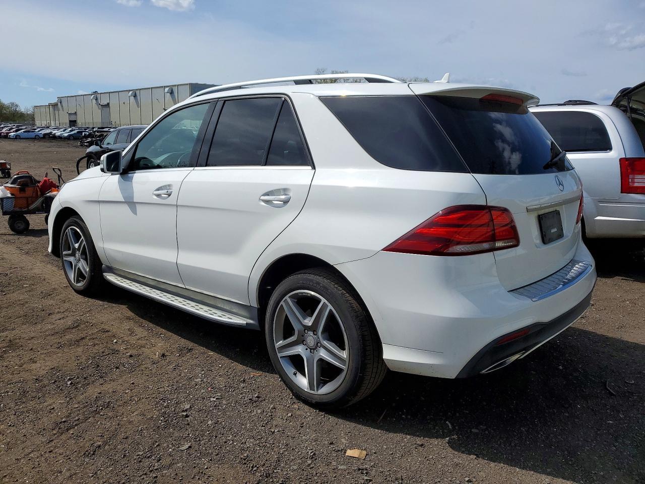 2016 Mercedes-Benz Gle 350 4Matic - Image 2