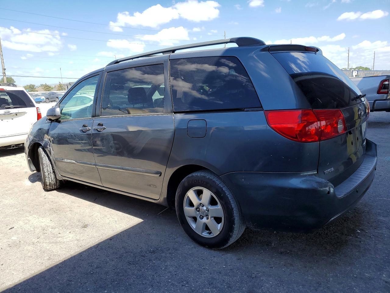 2008 Toyota Sienna Xle - Фото 2