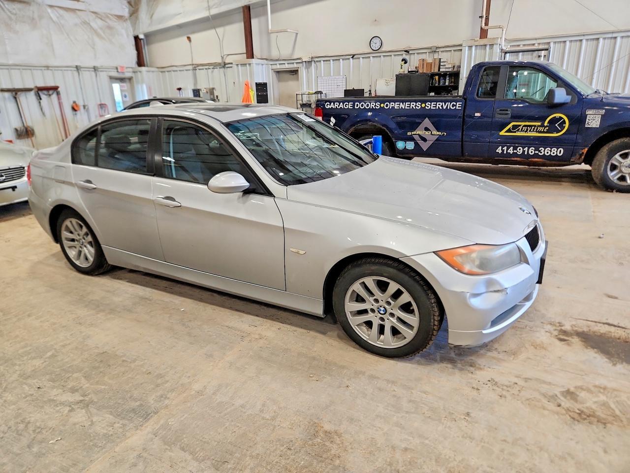 2007 BMW 328 I - Image 4