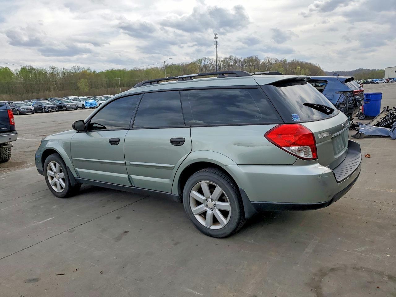 2009 Subaru Outback 2.5I - Image 2