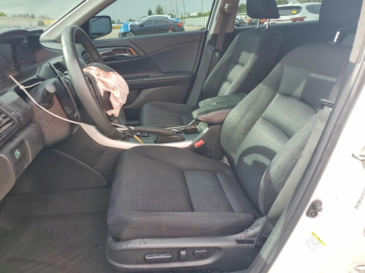 2015 Honda Accord Sport - Image 7