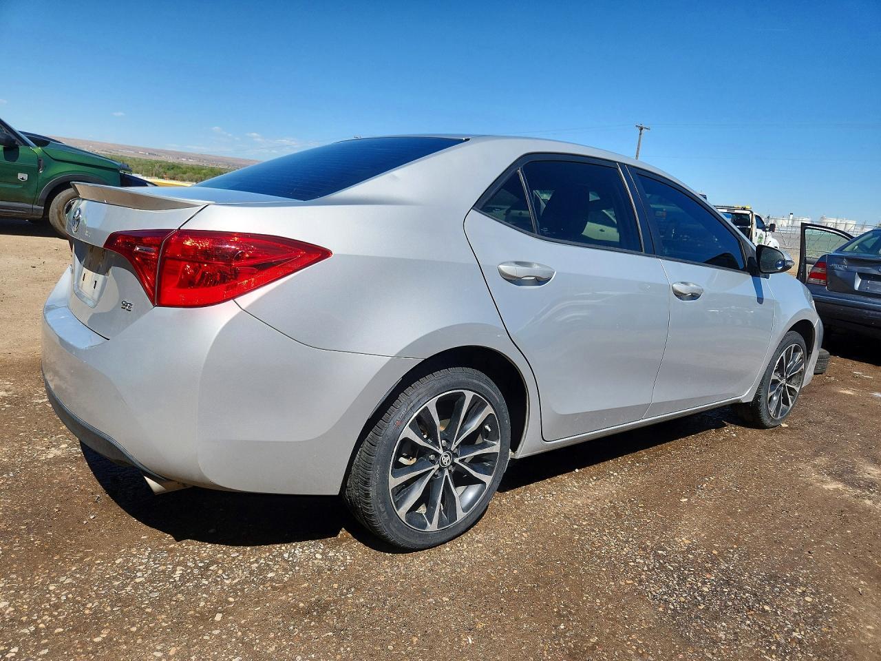 2018 Toyota Corolla Se - Image 3