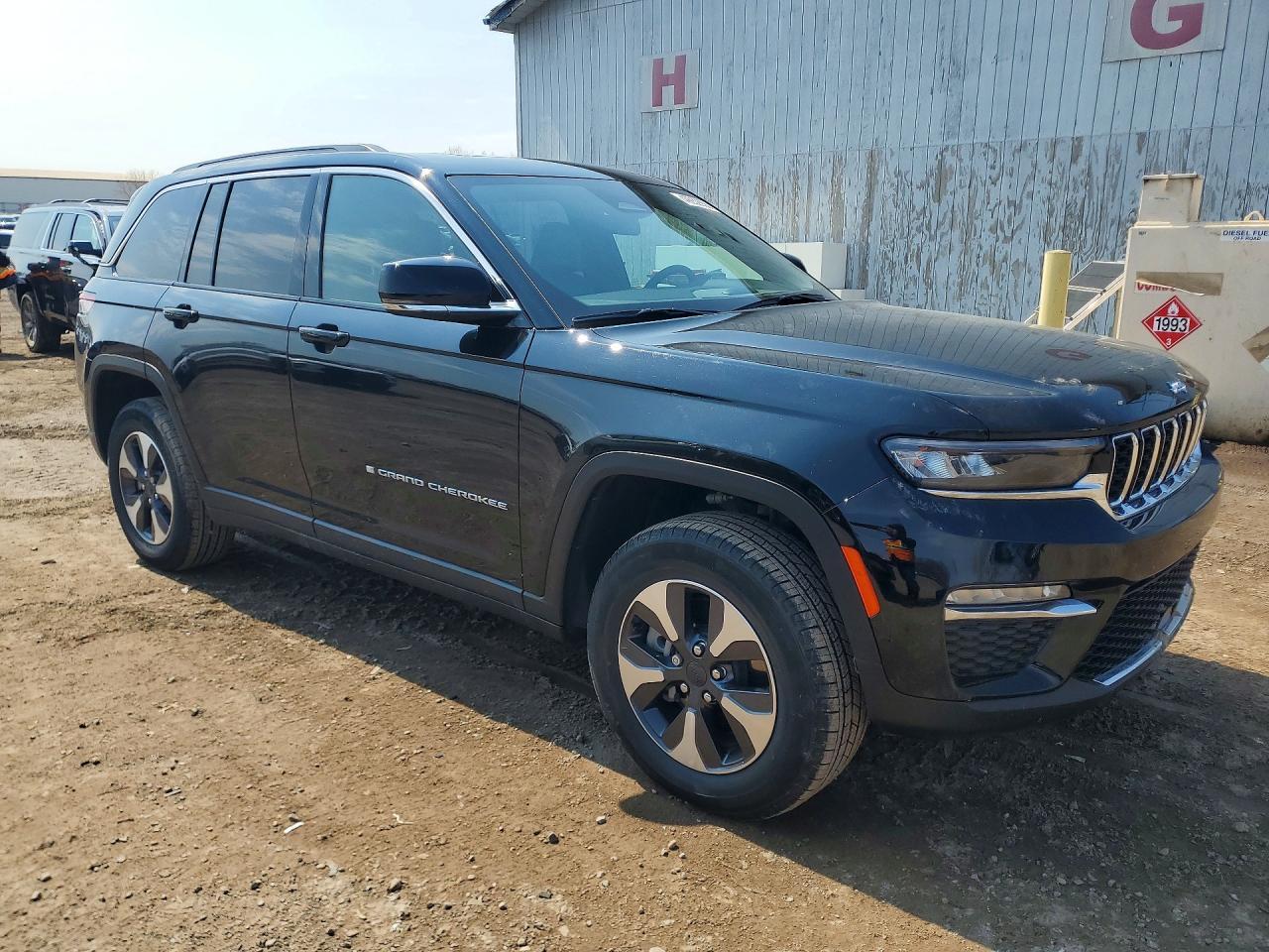 2025 Jeep Grand Cherokee 4Xe - Фото 4