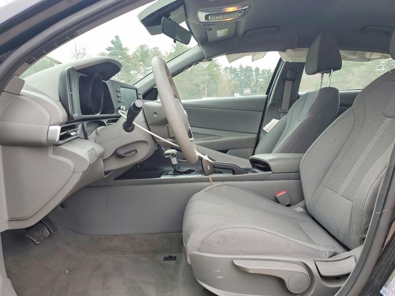 2021 Hyundai Elantra Se - Фото 7