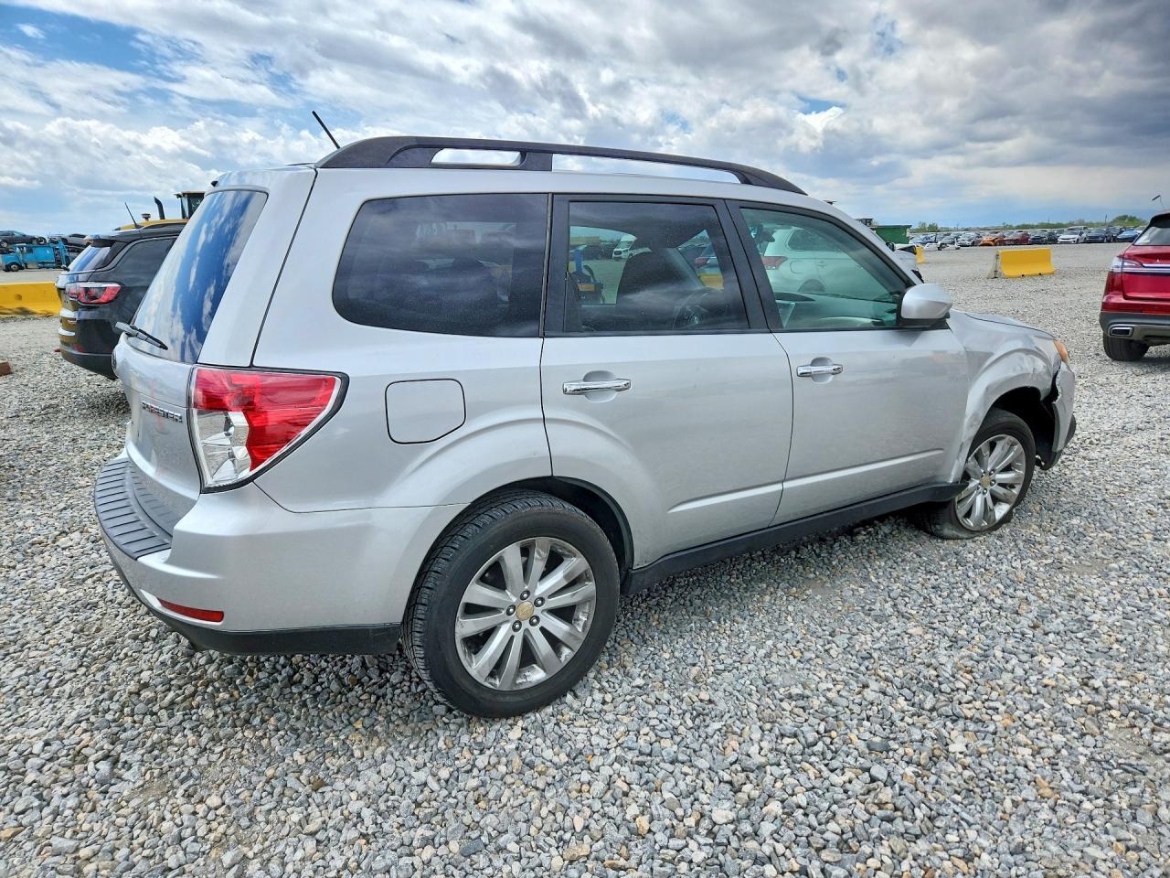 2011 Subaru Forester Limited - Фото 3