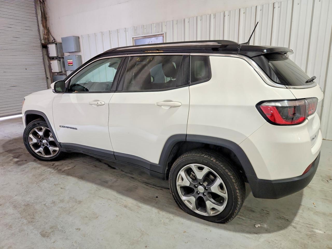 2021 Jeep Compass Limited - Фото 2