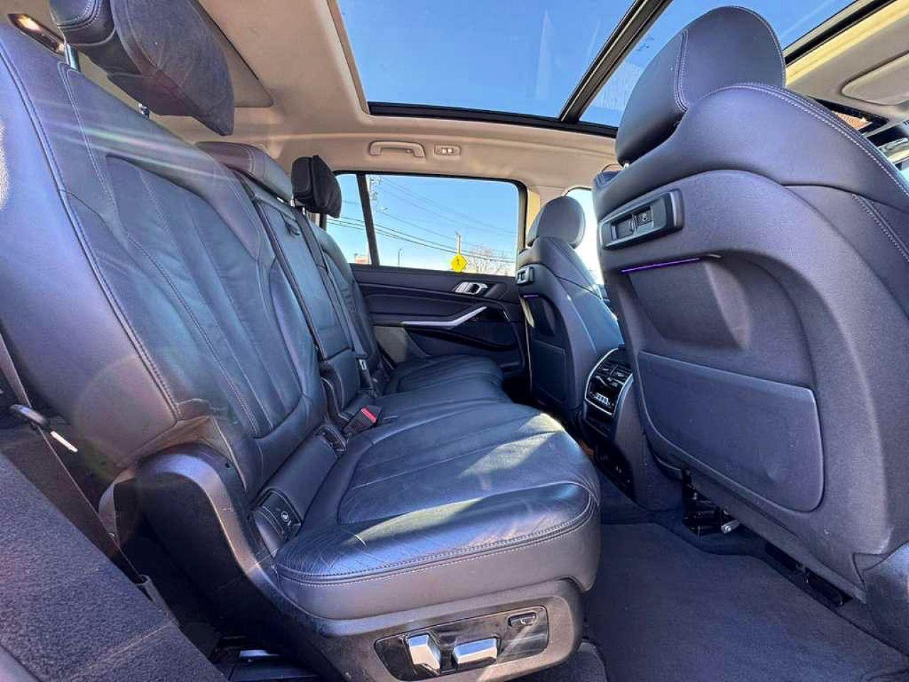 2020 BMW X7 xDrive40I - Фото 6