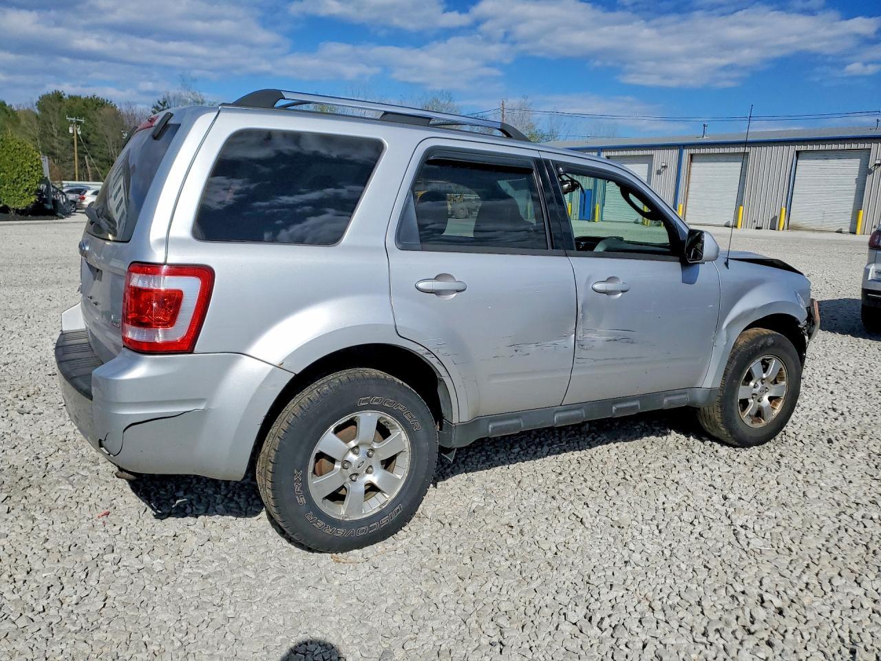 2010 Ford Escape Limited - Фото 3