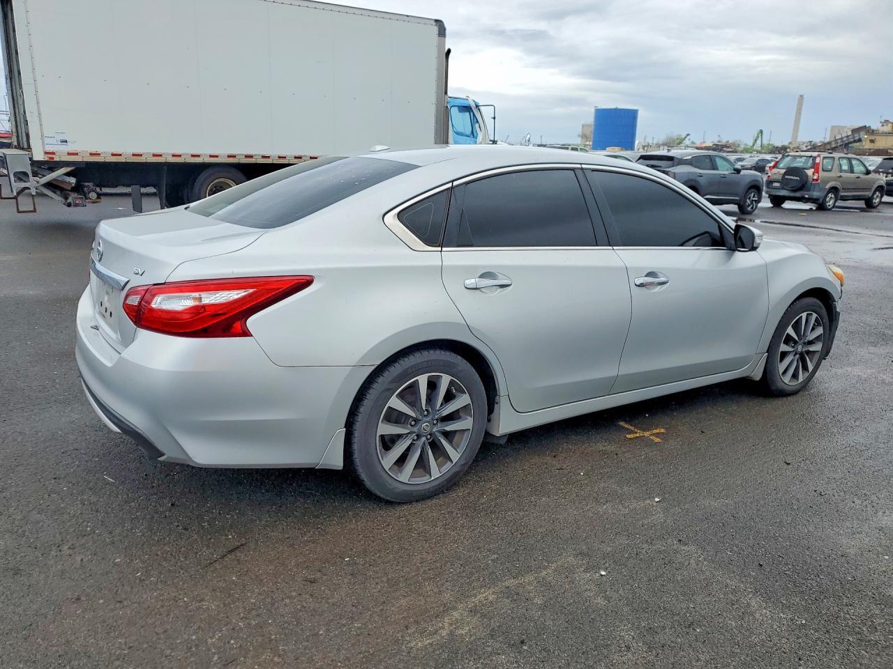 2017 Nissan Altima 2.5 Sv - Фото 3