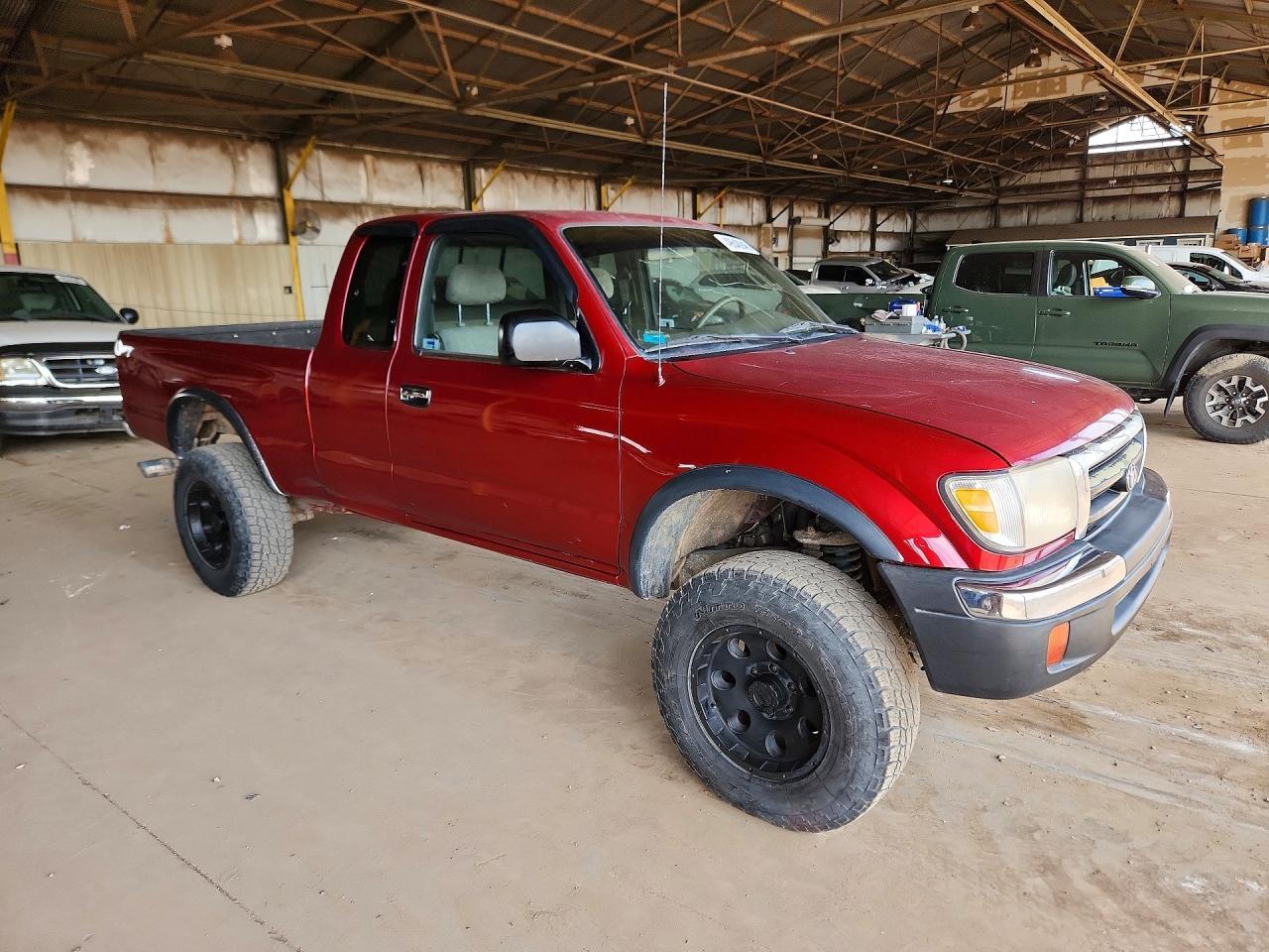2000 Toyota Tacoma Xtracab - Image 4