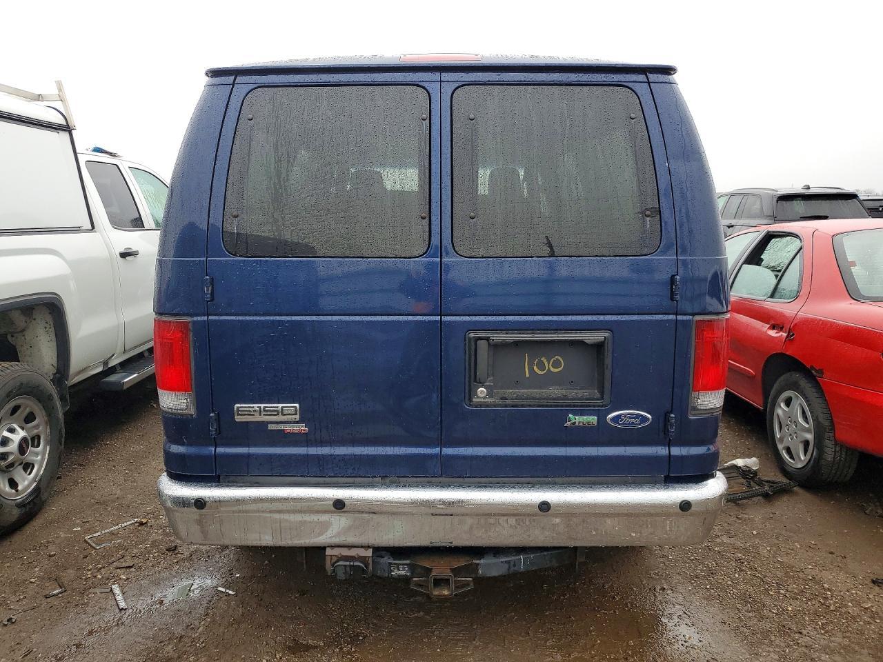 2009 Ford Econoline E150 Wagon - Image 6