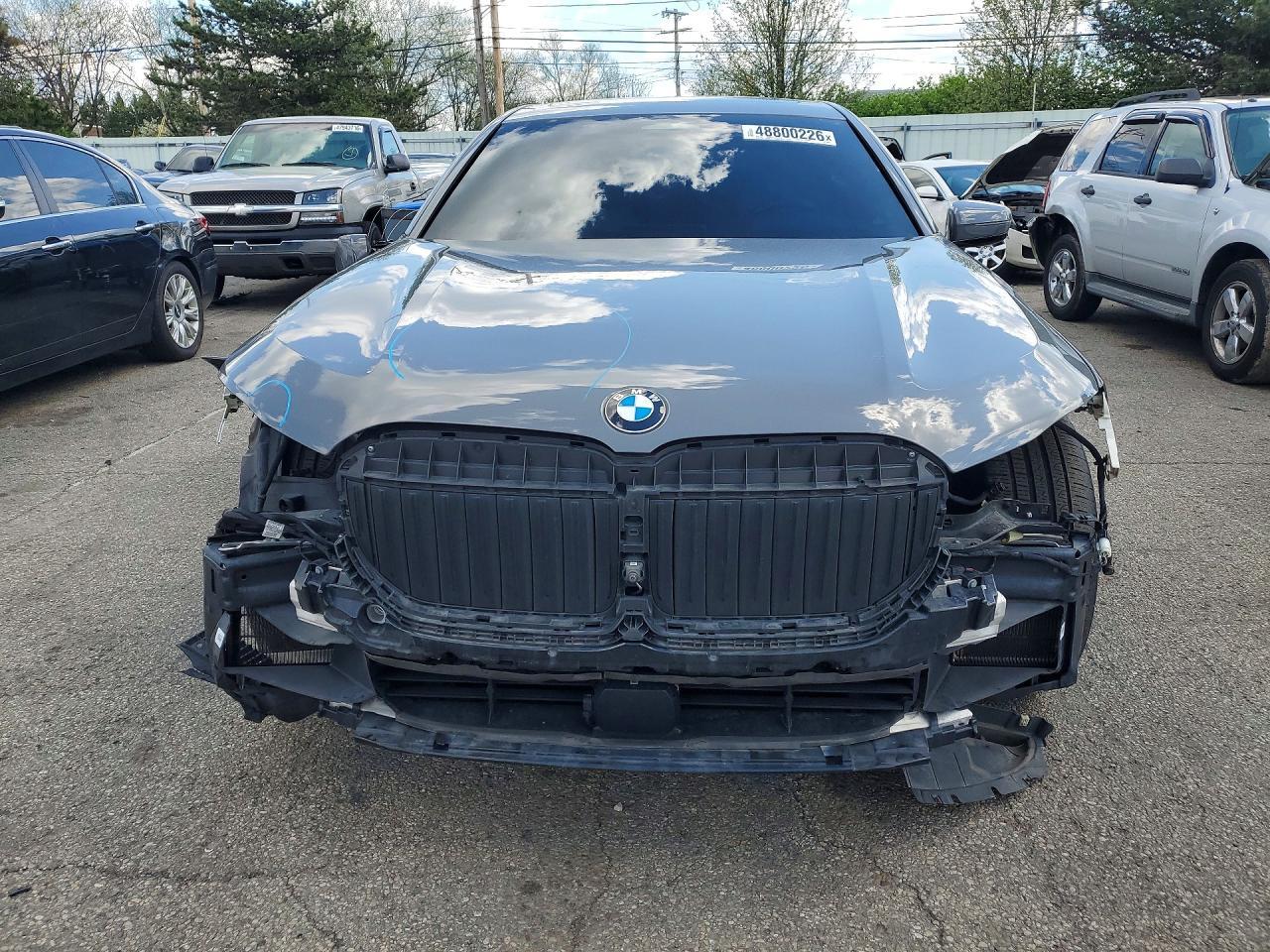 2021 BMW 740 Xi - Фото 5