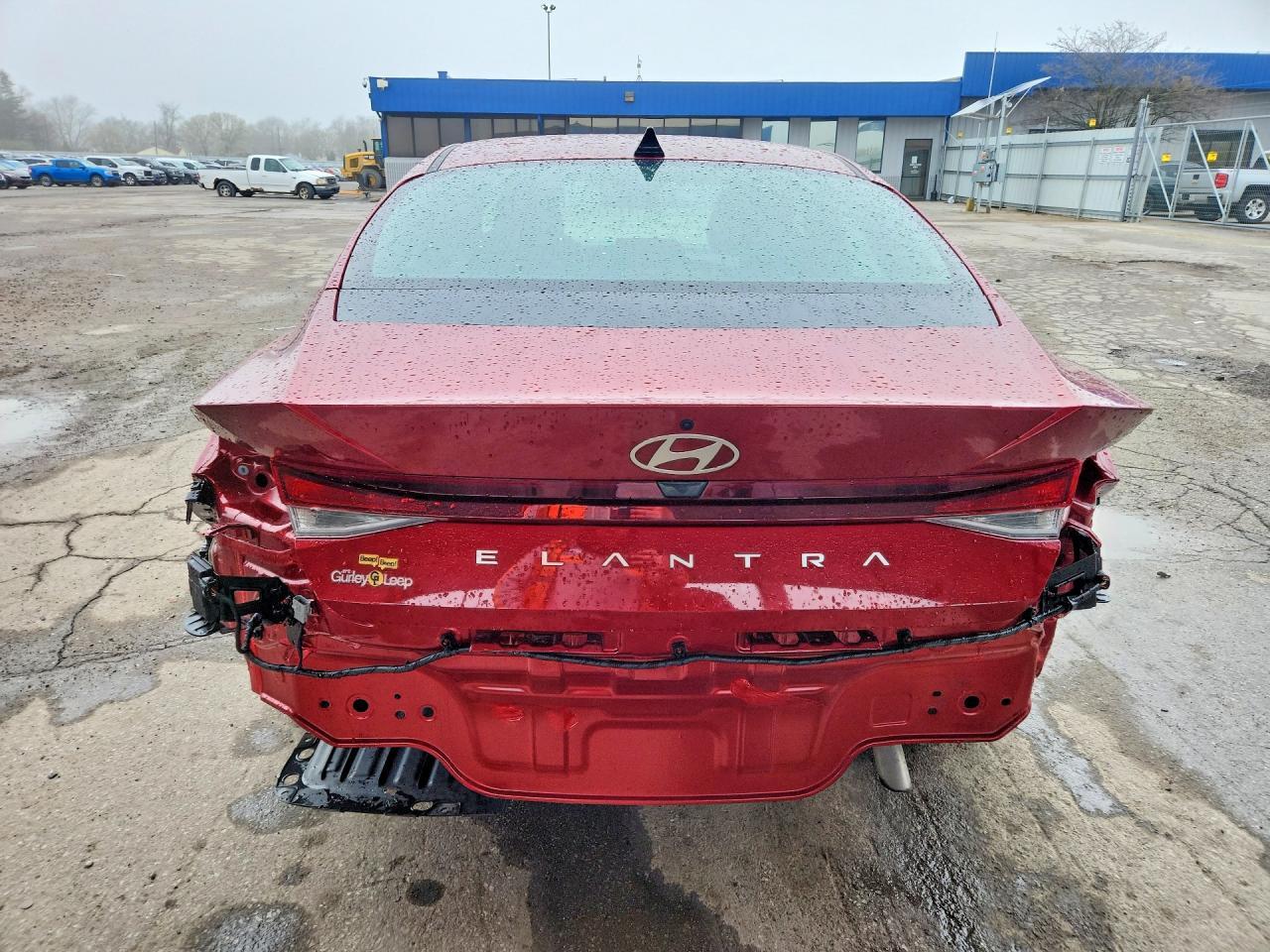 2025 Hyundai Elantra Se - Фото 6