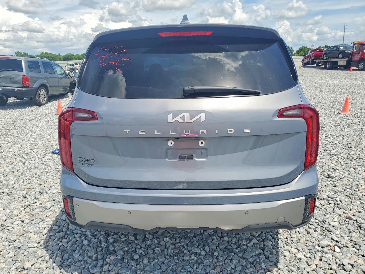 2025 Kia Telluride Lx - Image 6
