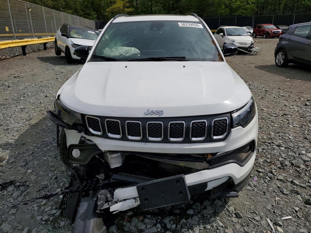 2023 Jeep Compass Latitude - Фото 5