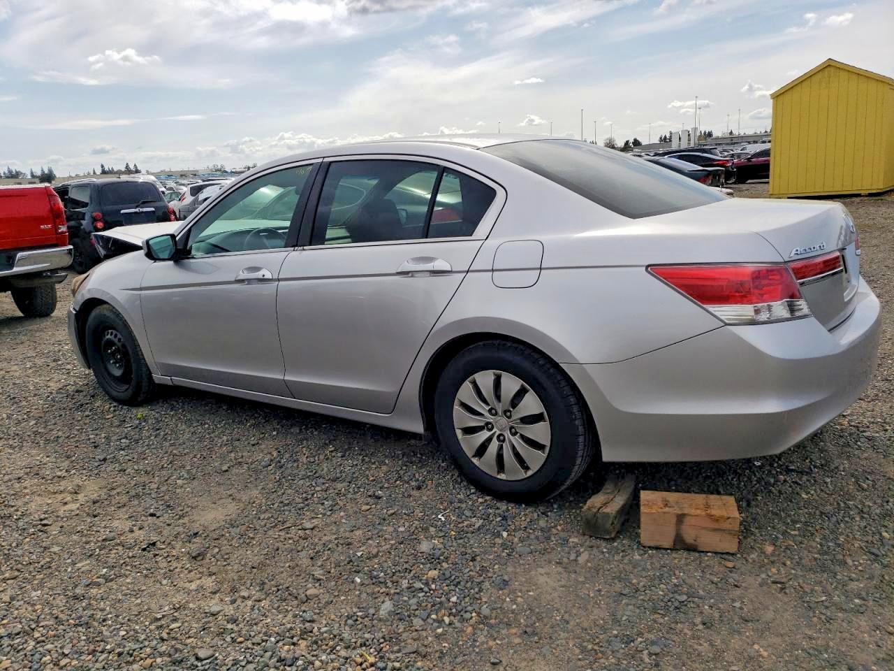 2011 Honda Accord Lx - Фото 2