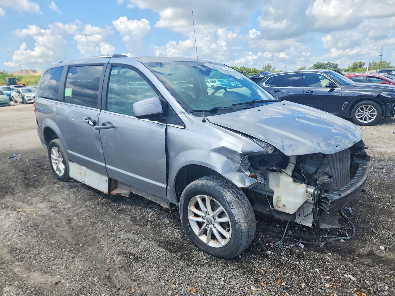 2018 Dodge Grand Caravan Sxt - Фото 4
