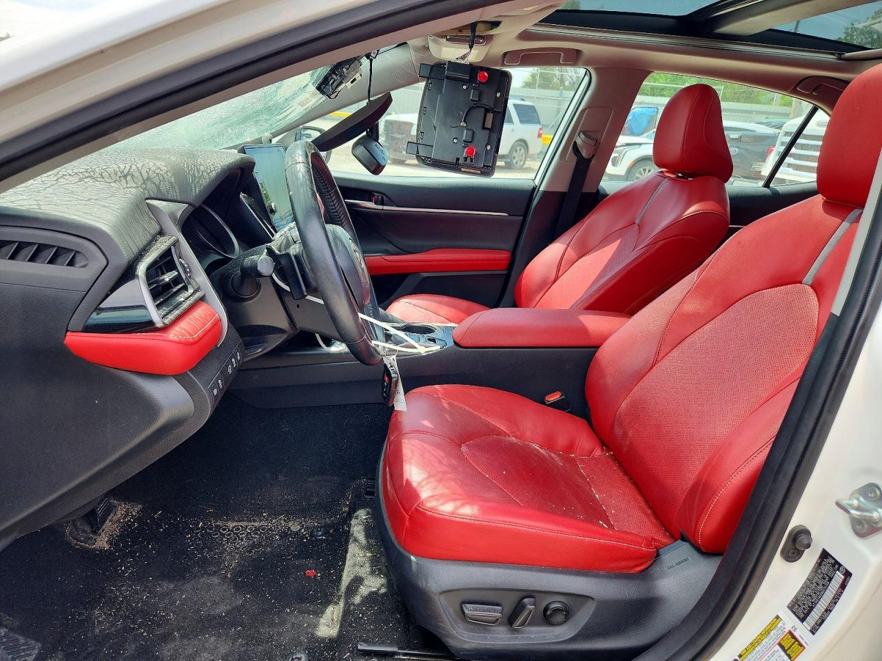 2022 Toyota Camry Xse - Фото 7