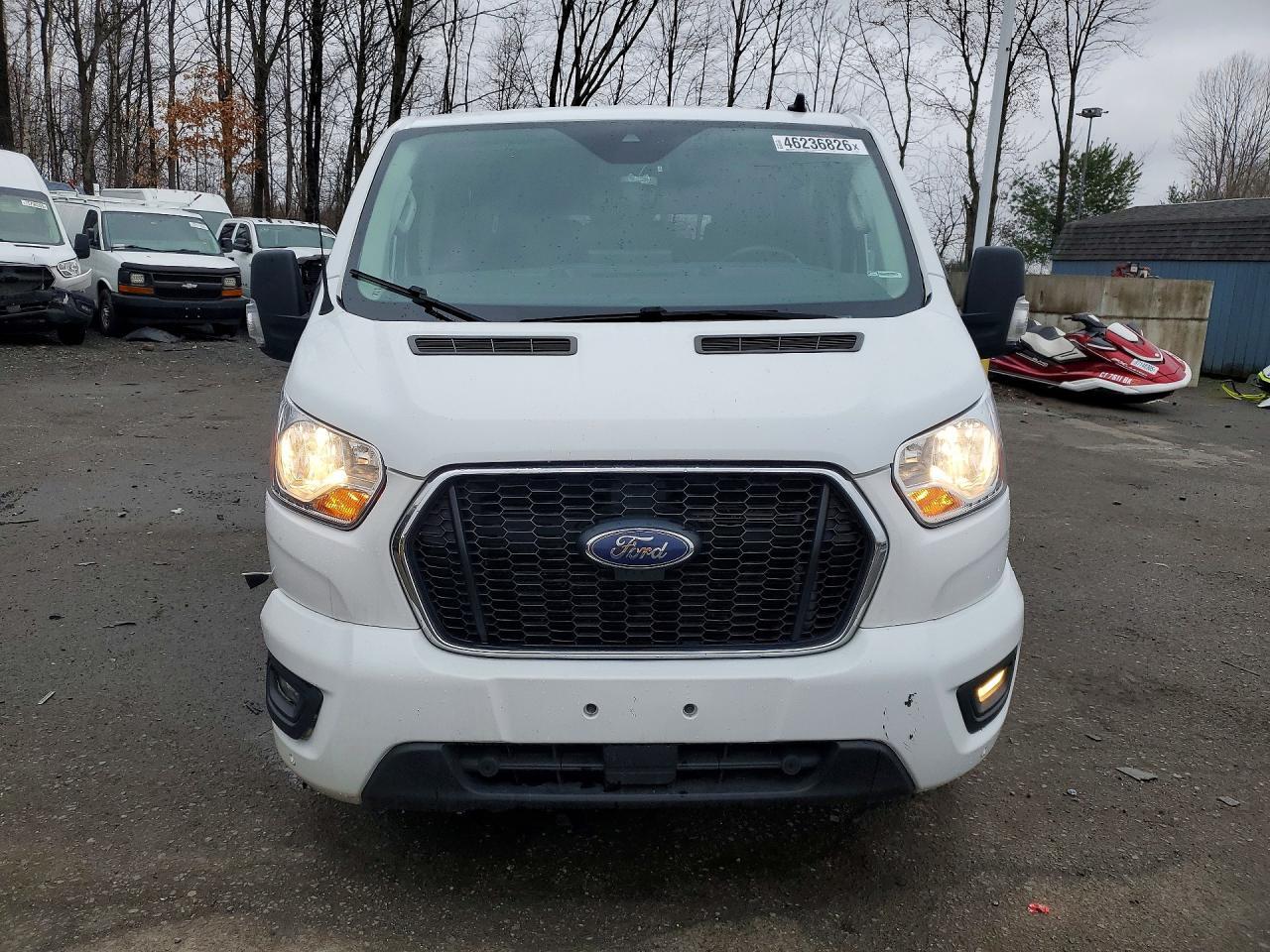2022 Ford Trans - Фото 5