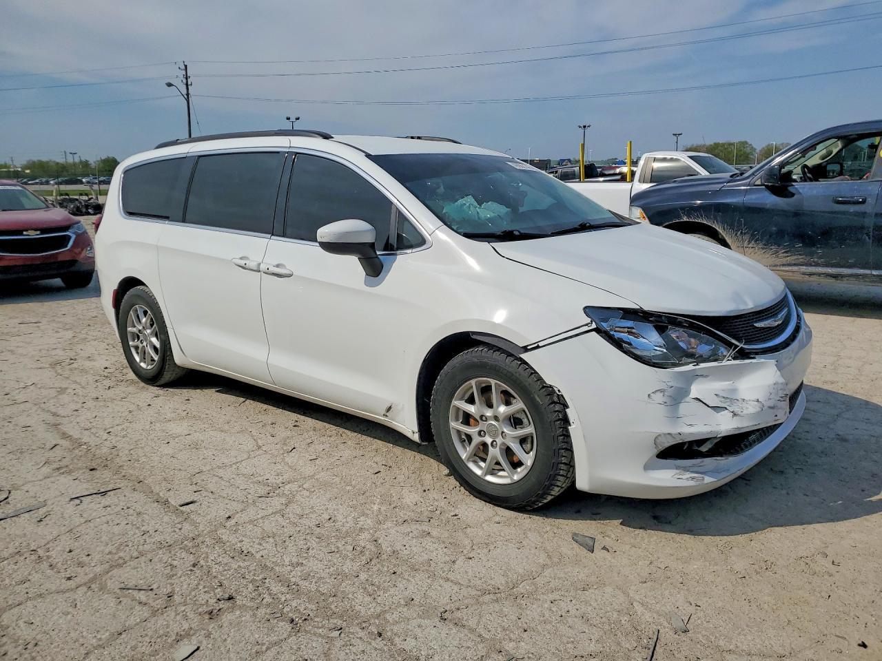 2021 Chrysler Voyager Lxi - Фото 4